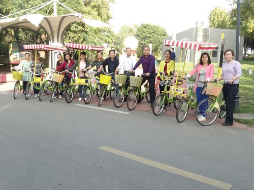 欢歌笑语游世园